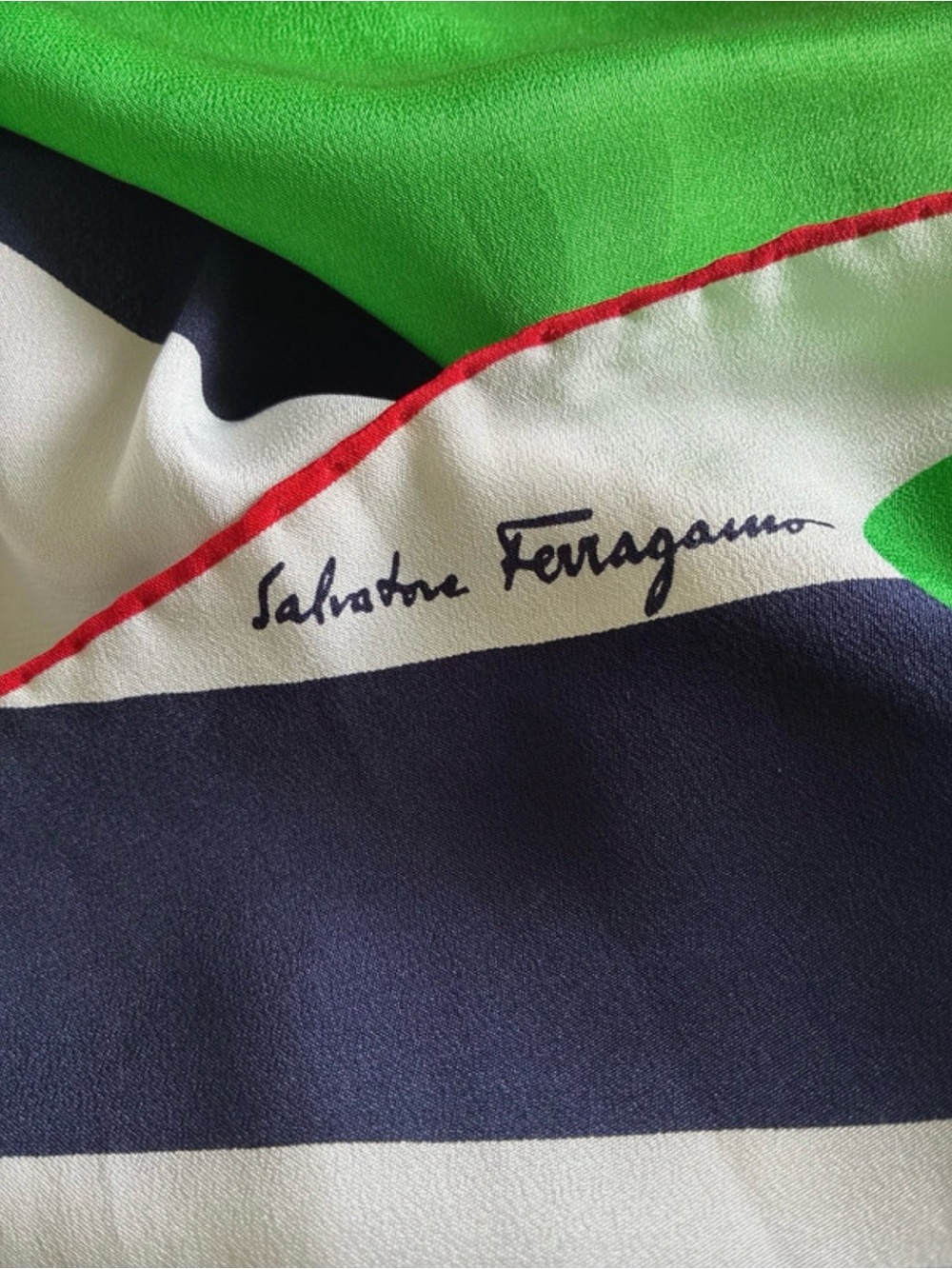 Salvatore Ferragamo vintage silk scarf - Picture 2 of 5